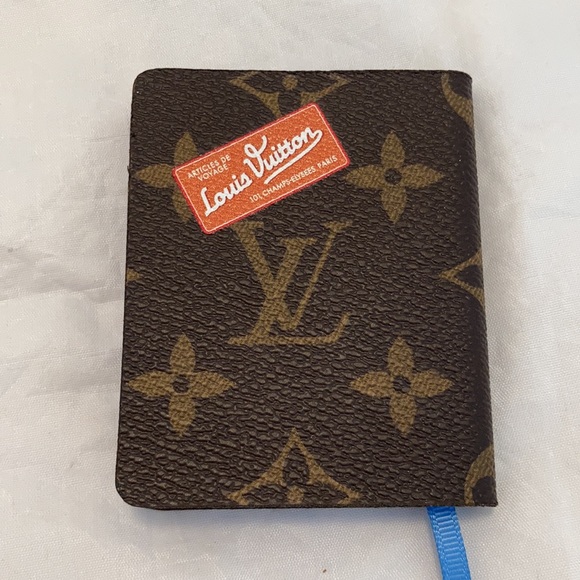 Louis Vuitton Mini Jules Notebook PARIS - Picture 3 of 11
